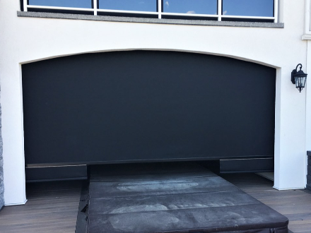 Retractrable screens 440x330